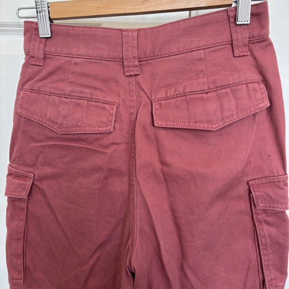 TNA Cargo Shorts - Picture 2 of 3